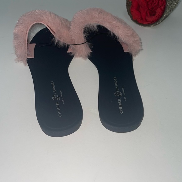 CHINESE LAUNDRY Pink Midnight Faux Fur Slide Sandal Size9 Reemoly - Duplicate - Picture 7 of 9